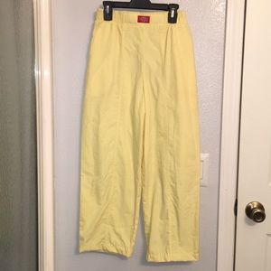 Women’s Dickies scrub pants